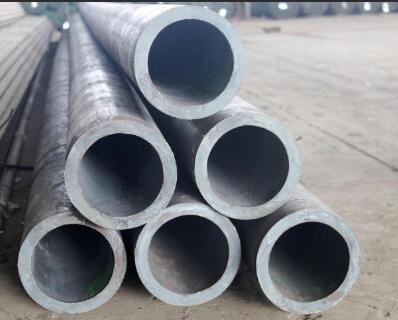 ASTM/DIN/GB/JIS Standartı için özel uzunluk için ipli düz dikişsiz çelik boru kaynaklı bağlantı
