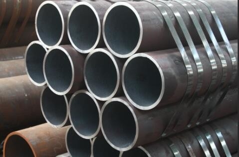 ASTM/DIN/GB/JIS Standartı için özel uzunluk için ipli düz dikişsiz çelik boru kaynaklı bağlantı