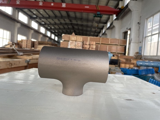 Alaşımlı Çelik Boru Ek Parçaları Eşit Tee 3 &quot;2.5MM EEMUA 146/1 ASTM B466 UNS C70600 TEE