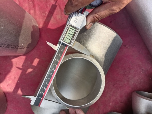 Dubleks Paslanmaz Çelik Boru Ek Parçaları Eşit Tee A182 GR.F51 ASME B16.9
