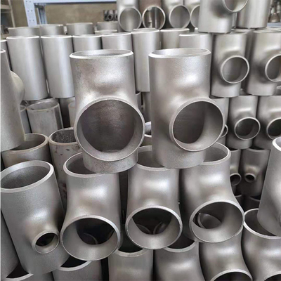 Alaşımlı Çelik Boru Ek Parçaları ASME B16.9 ASTM A234 WP11 Dikişsiz Tee 2 '' SCH40 Eşit Tee