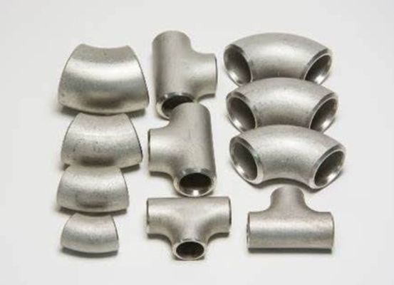 ASME B16.9 SMLS 4" SCH50 Süper Dupleks Boru Fittings Equal Tee Fittings