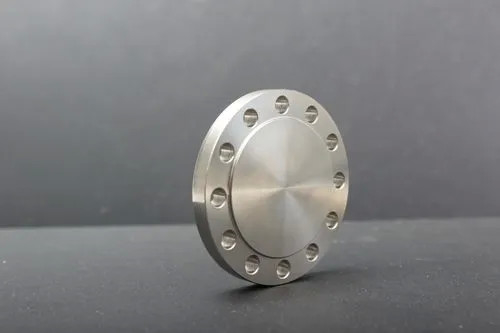 Mükemmel Sıfırlama Alaşımlı Çelik Flanşlar A182 F304/304L F316/316L B16.5 Çeşitli Endüstriyel Çevreler için Kalıp Çelik Flanş