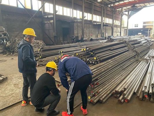 E355 Kaynaklı Hassas Alaşımlı Çelik Dikişsiz Borular Kimya Endüstrisi için Kalın Duvar ISO Belgeli