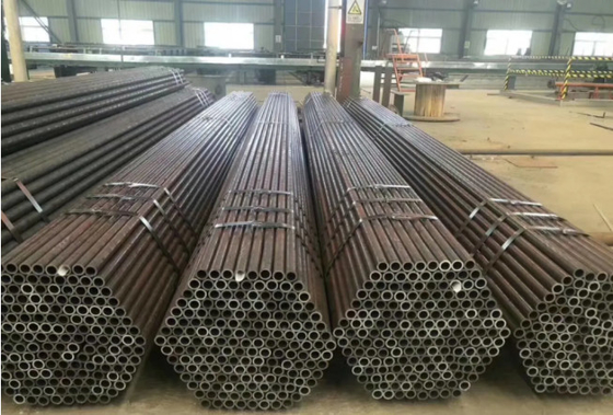 Alaşımlı Çelik AISI/SATM A355 P92 Dikişsiz Borular OD 180 mm Sch 80s