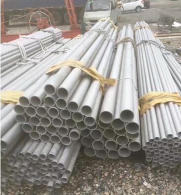 Paslanmaz Çelik AISI/SATM 316 Dikişsiz Borular OD 15&quot; Sch40s ASME B36.19M