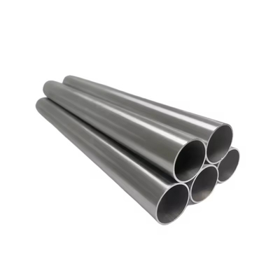 Yüzeyi cilalanmış çeşitli uçları ve ASTM/DIN/GB standartları ile özel dikişsiz çelik boru