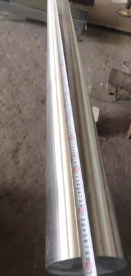 Korrozyona direnci olan söndürülmüş alaşımlı çelik yuvarlak çubuğu Annealed Hardness 170-207 Gümüş Rengi