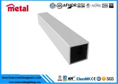 Sonsuz Çok Yönlü, Kolayca İmal Edilebilir 6063-T5 ASTM B241 Alüminyum Alaşımlı Boru 50x50mm Kare Boru x 2mm ET 5.8m