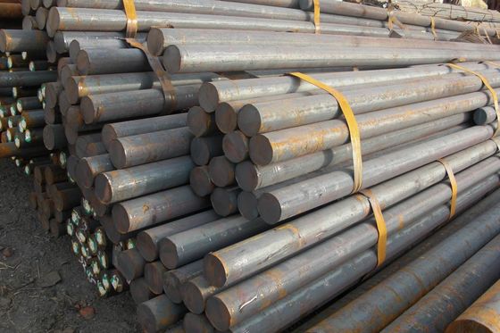 ASTM Standart Spesifikasyonlarına Göre Üretilmiş, Yüzde Kırkın Üzerinde Alan Azalması Özellikli Dişli Alaşımlı Çelik Yuvarlak Çubuk