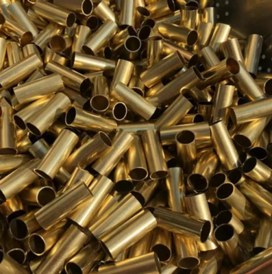 Pirinç borular UNS C-27200 Kırmızı. 12,70 x 0,79 mm Orta Sert ASTM B-135'e göre 5.800 mm çubuklarda