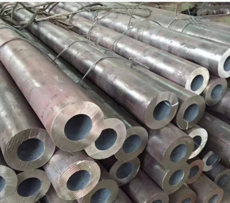 Alaşımlı Çelik AISI/SATM A355 P92 Dikişsiz Borular OD 170 mm Sch 40