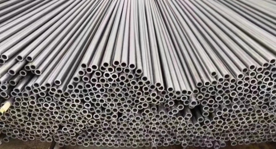 Alaşımlı Çelik AISI/SATM A355 P92 Dikişsiz Borular OD 190 mm Sch 80s